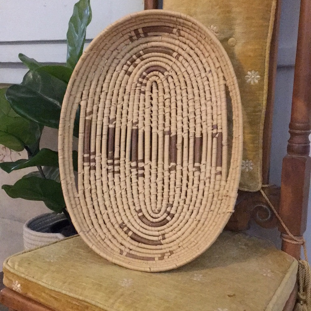 Vintage 18”x12” Oval Basket